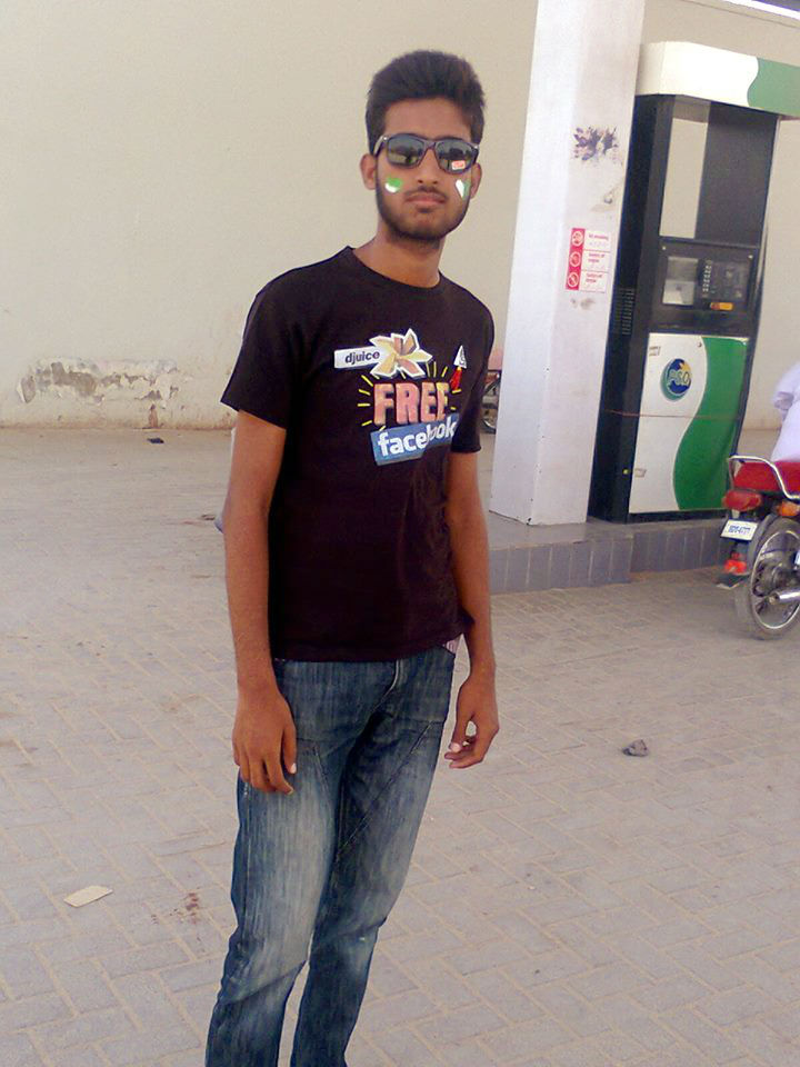 Rameez Farooqi Housework