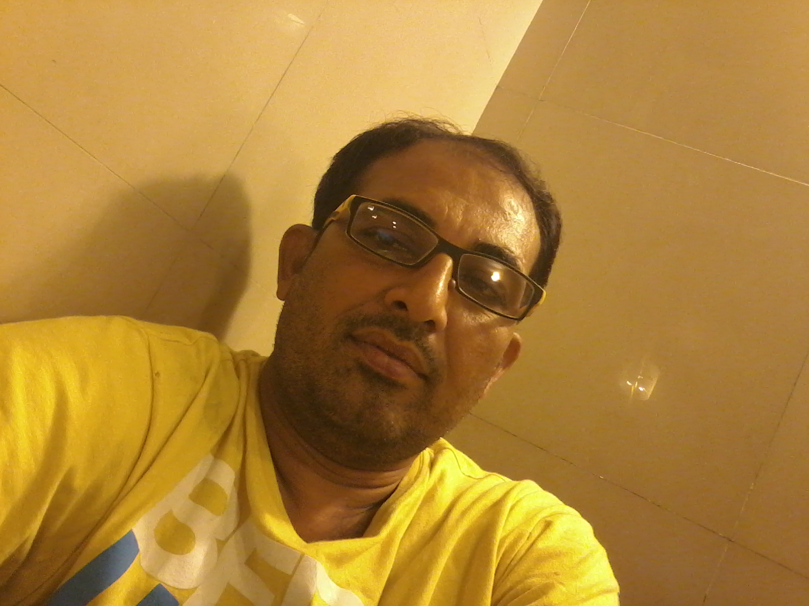 Shakeel Dayo English (UK)