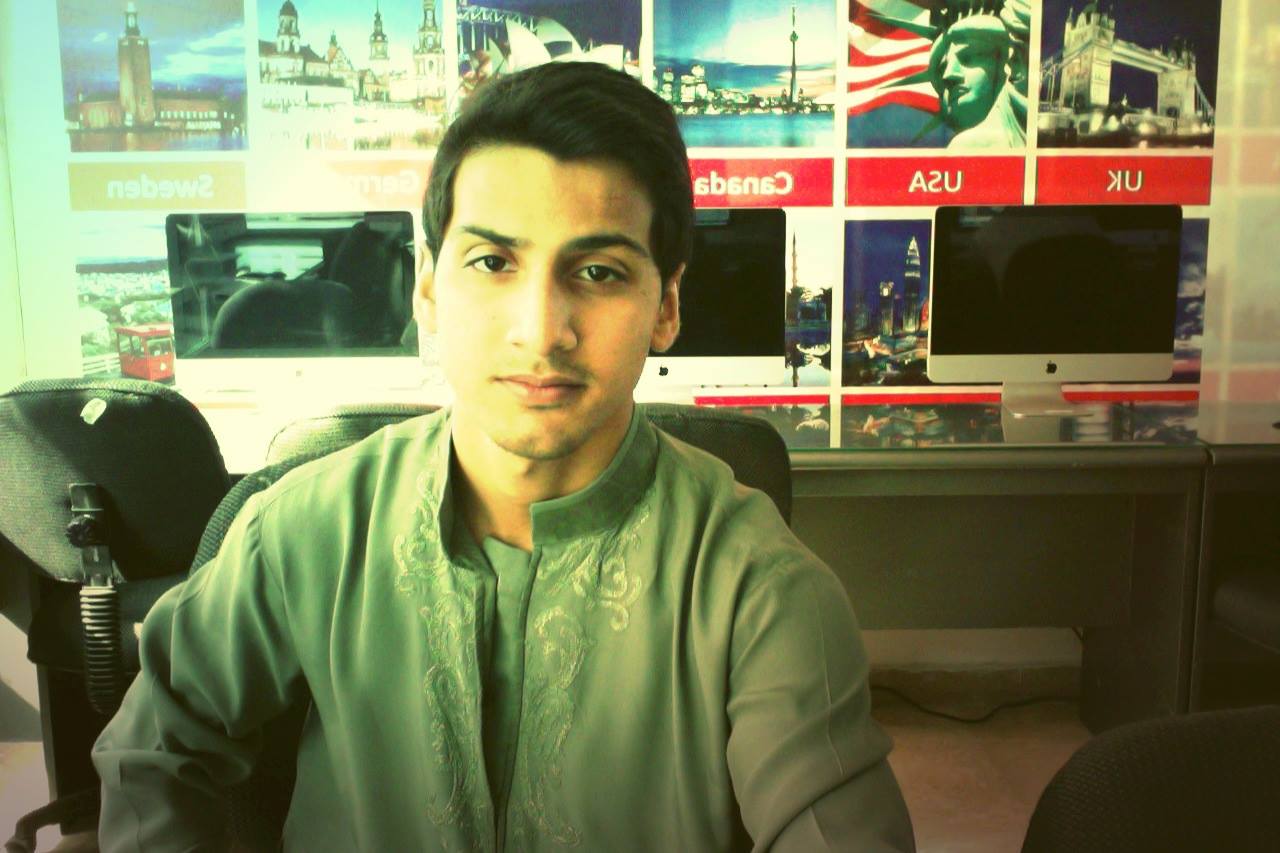 Waqar Ahmed Photoshop