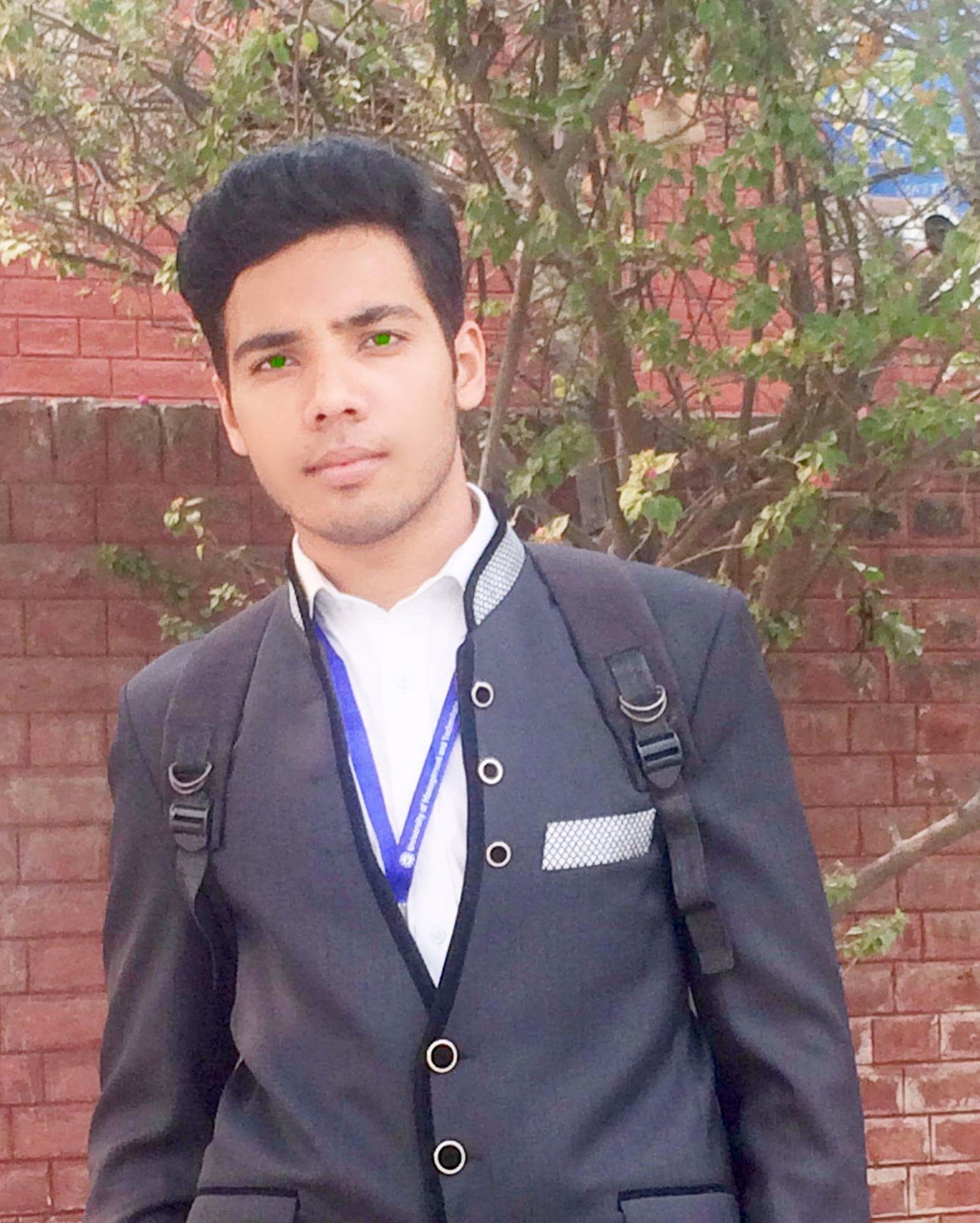 Mian Jabbar Photo Editing, Photography, Photoshop, Product Management, Grease Monkey