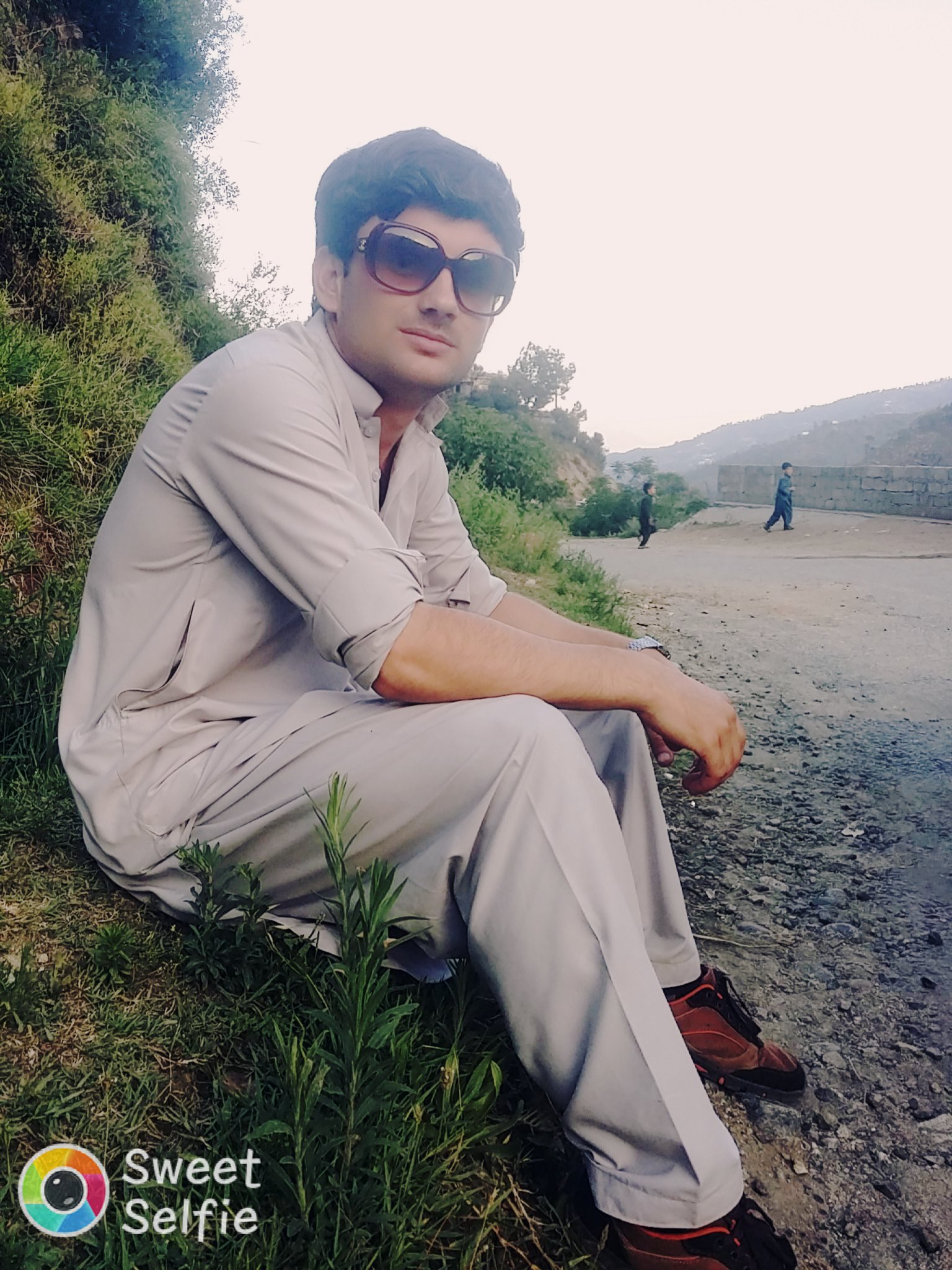 Suliman Akhtar Profile