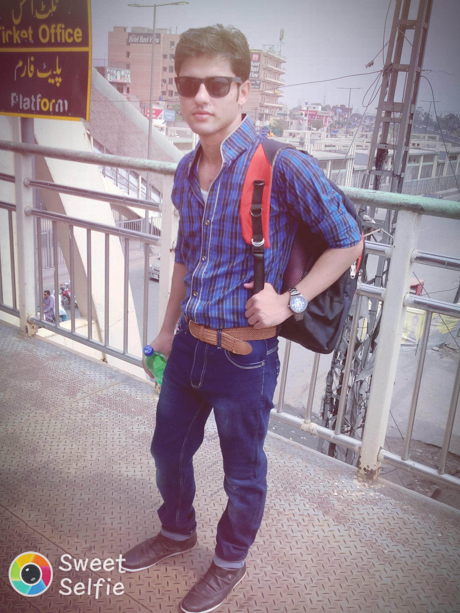 Zeeshan Zubair Profile