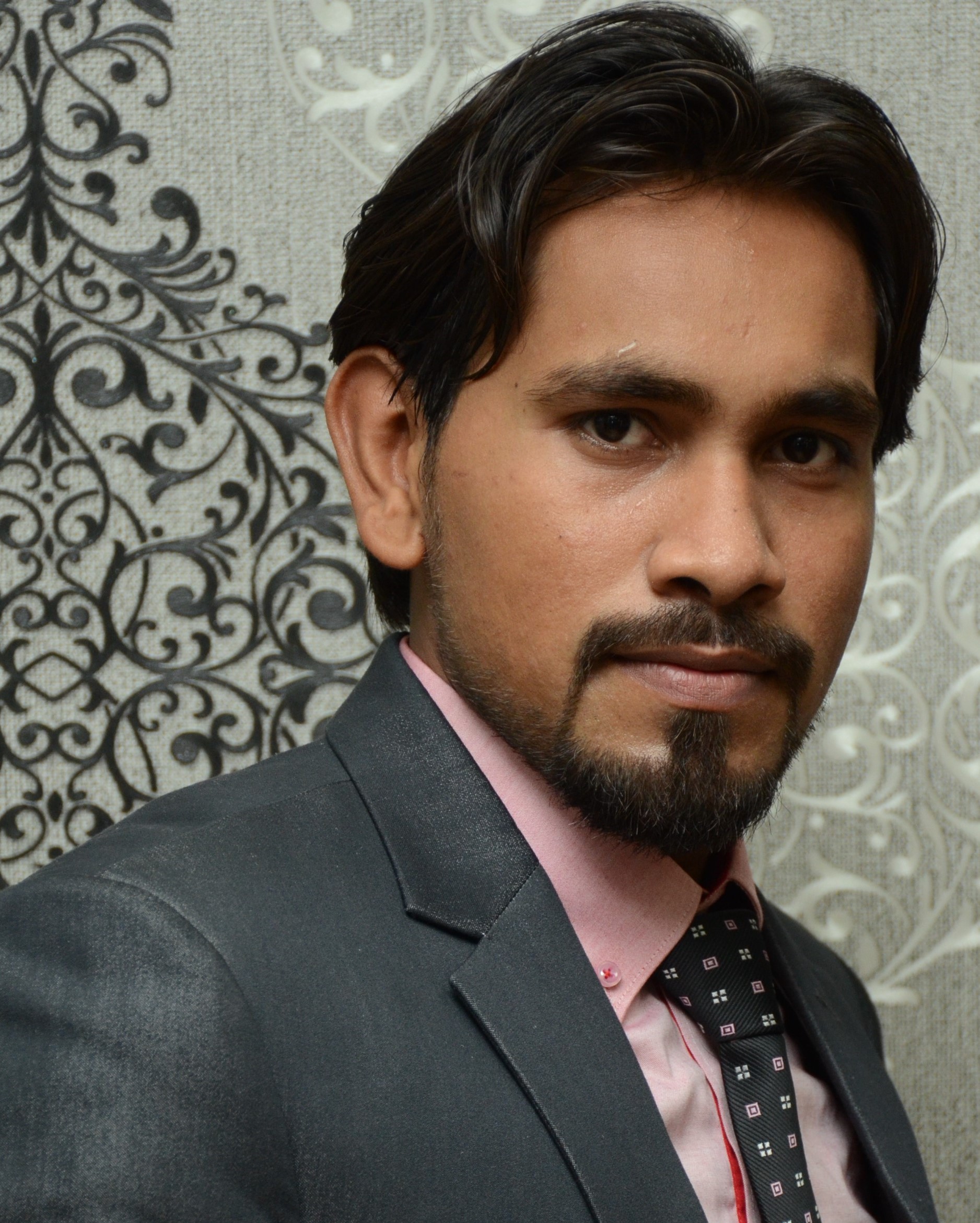 Muhammad Ali Microsoft, Urdu, Financial Research