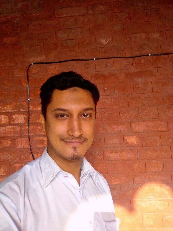 Naveed Akram Short Stories