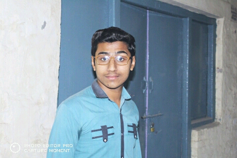 Mãlîk Mõhßiň Profile