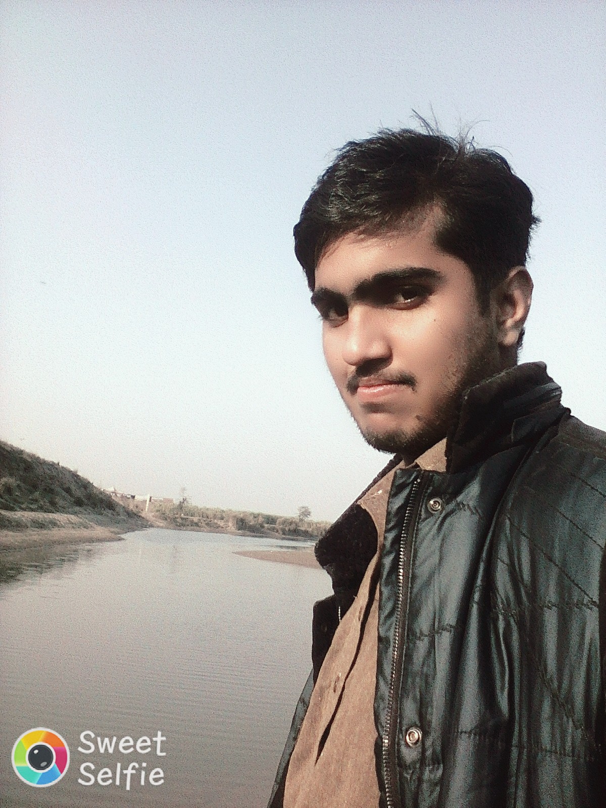 Mohammad Shahbaz Qadri Photoshop Design, Legal Research, Management, Project Management