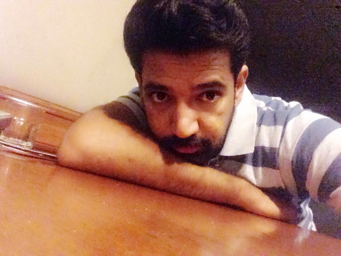 Malik Moueen Profile