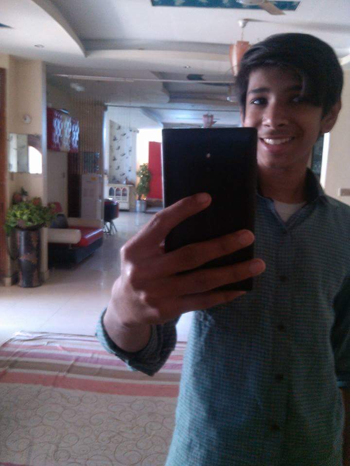 Hassan Saleem Music, Photography, Freelance, Sports, Training