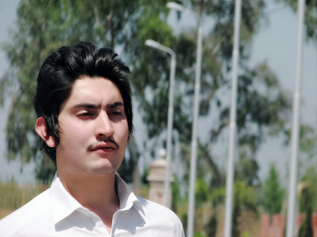 Yasir Khan Word, Excel, Physics, Mathematics, Education & Tutoring
