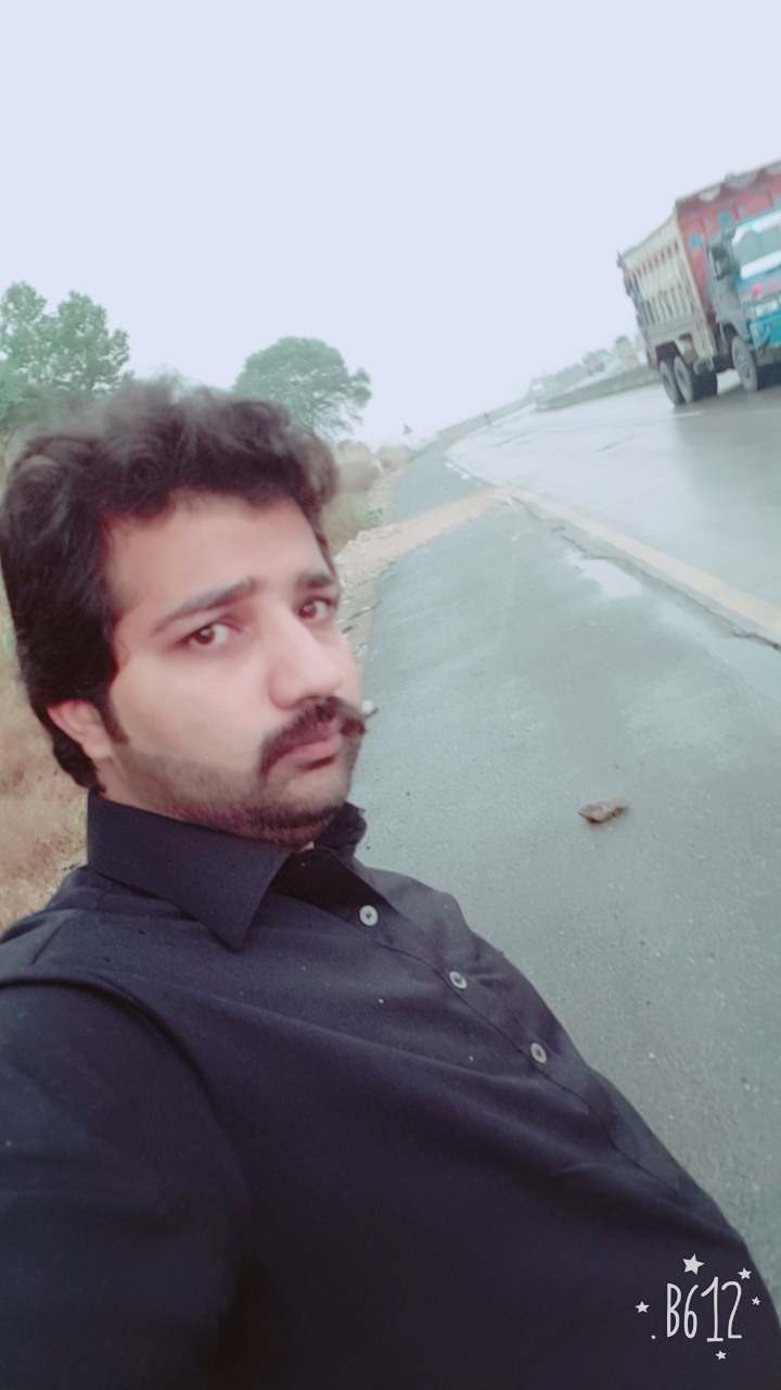 Ahmad Yaqoob Fashion Design, Fashion Modeling