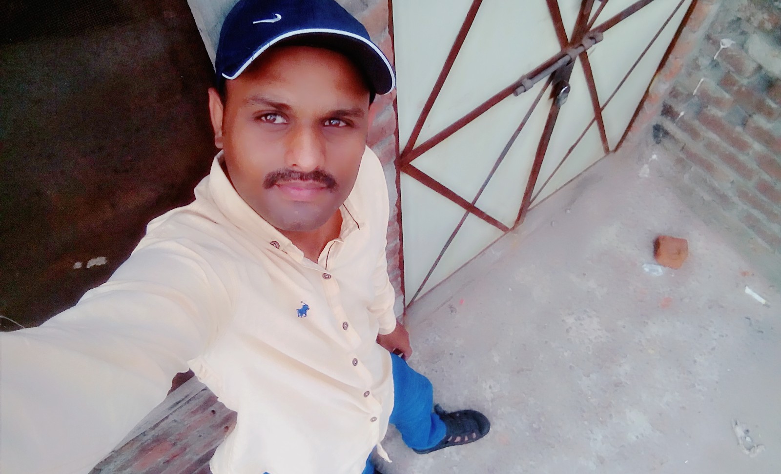 Waqas Shafique Profile Waqas Shafique Profile