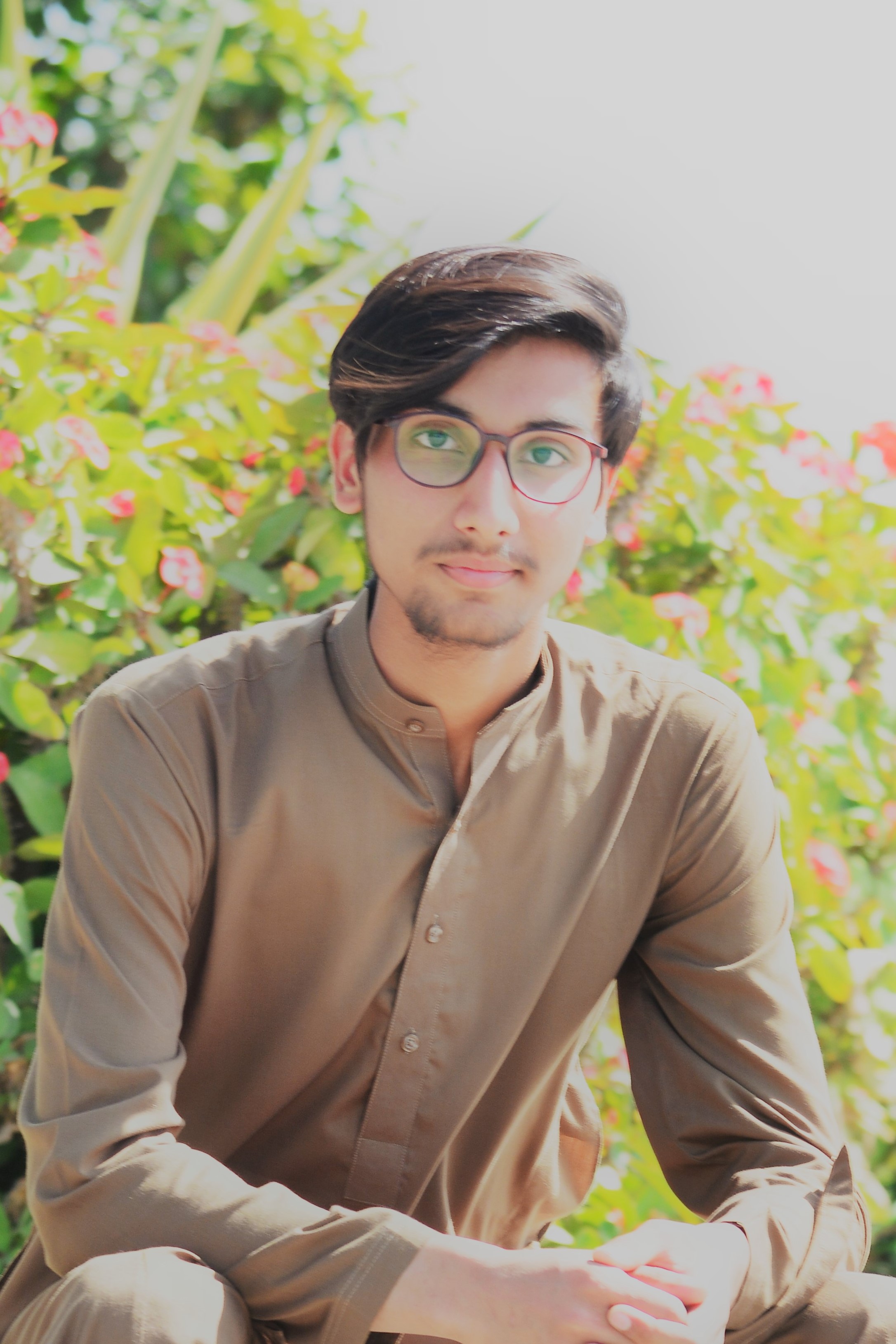 Hamza Hussain Profile