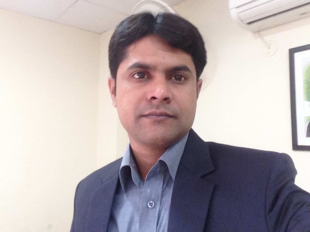 Zubair Hussain Management