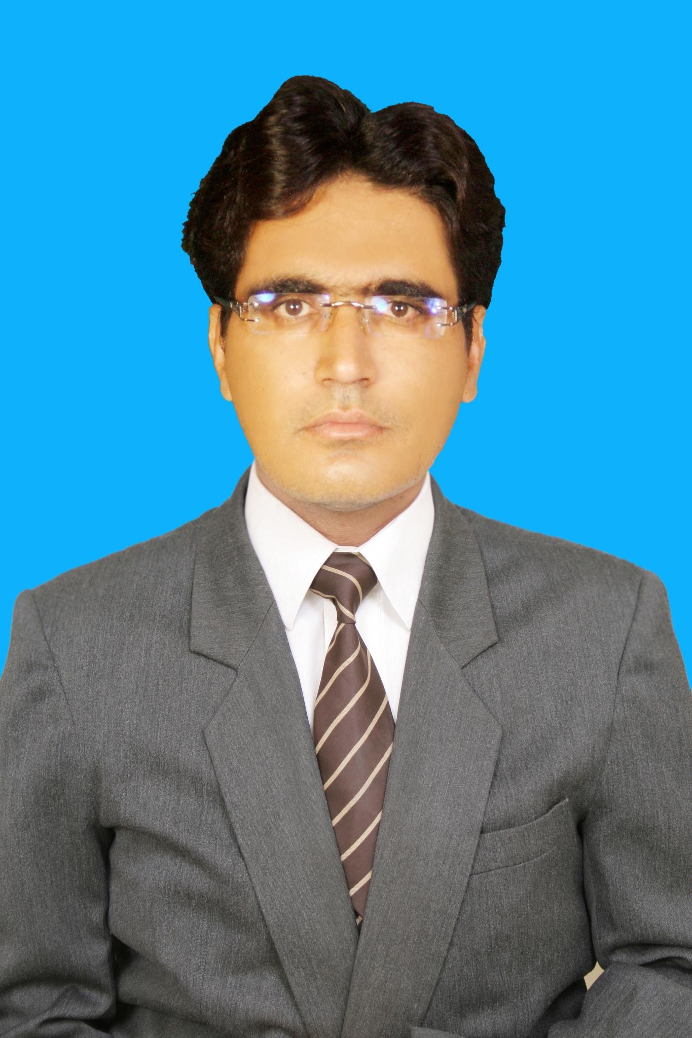 Latif Ullah Accounting, Management, Human Resources, Windows Server, Microsoft Expression