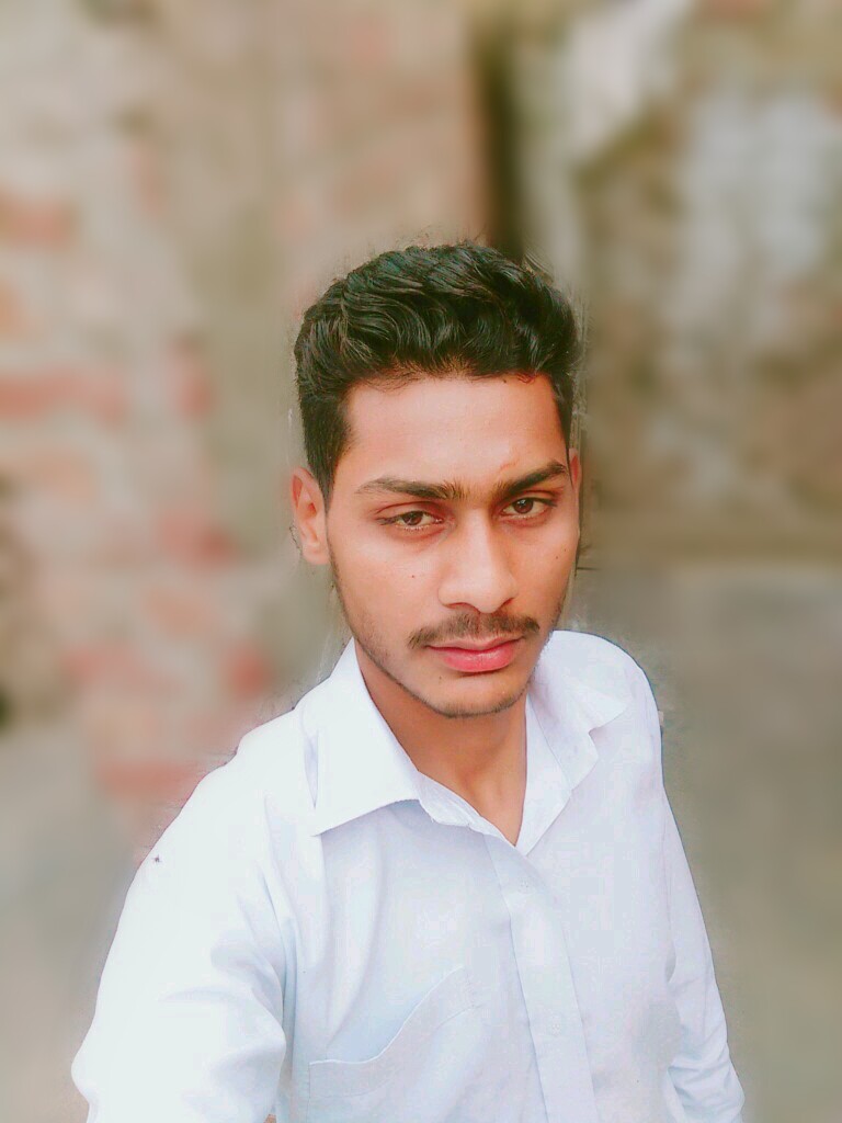 Qamar Shehzad Profile