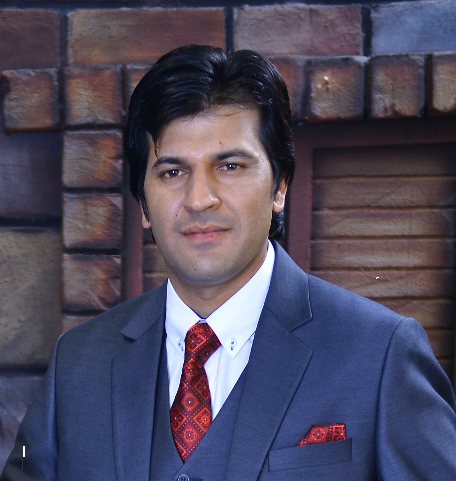 Shahid Riaz Geology, GPS, Materials Engineering, Windows Server, YouTube