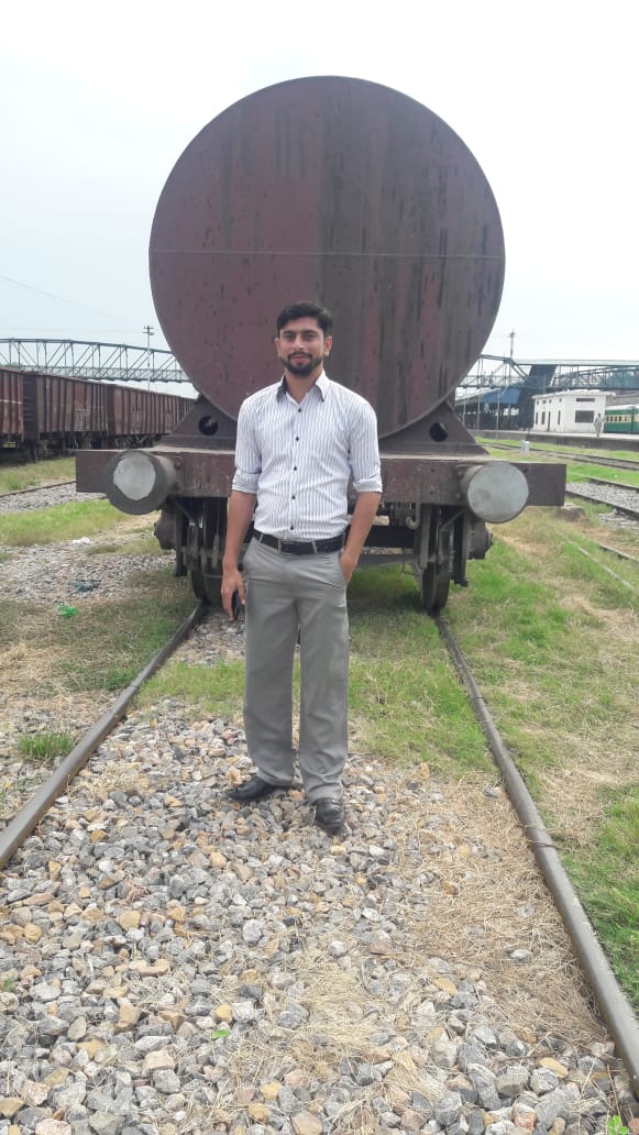 Adil Hussain Samsung, Real Estate, Social Media Marketing, English (UK), Powerpoint