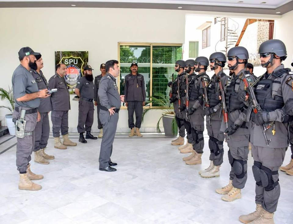 Muhammad Azam Ghostwriting, Forum Posting, Financial Research, Fiction