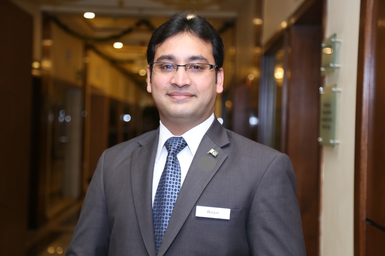 Syed Waqar Hussain Accounting, Management, Public Relations, Salesforce.com, Customer Support