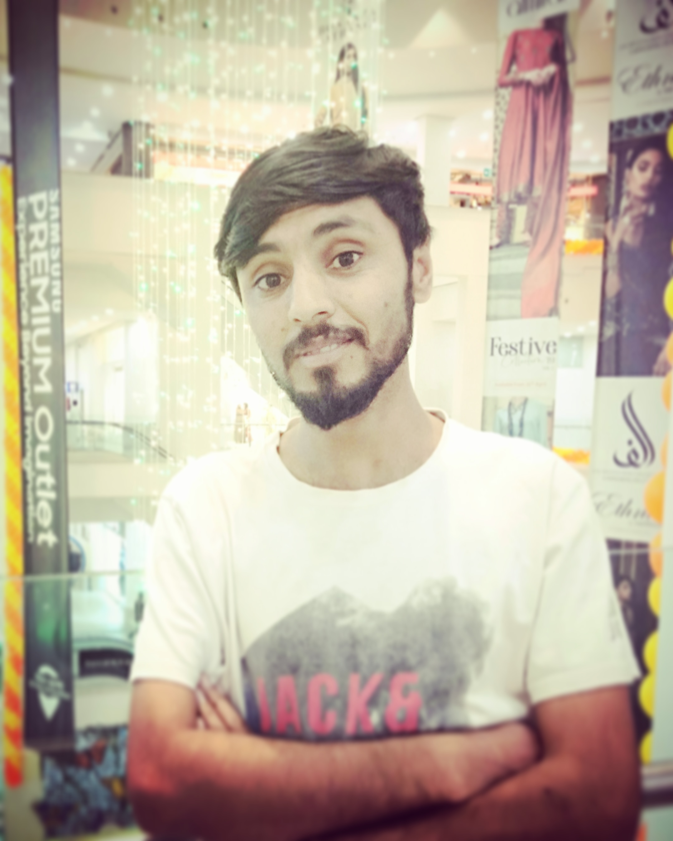 Shah Gul Hussain Profile Shah Gul Hussain Profile