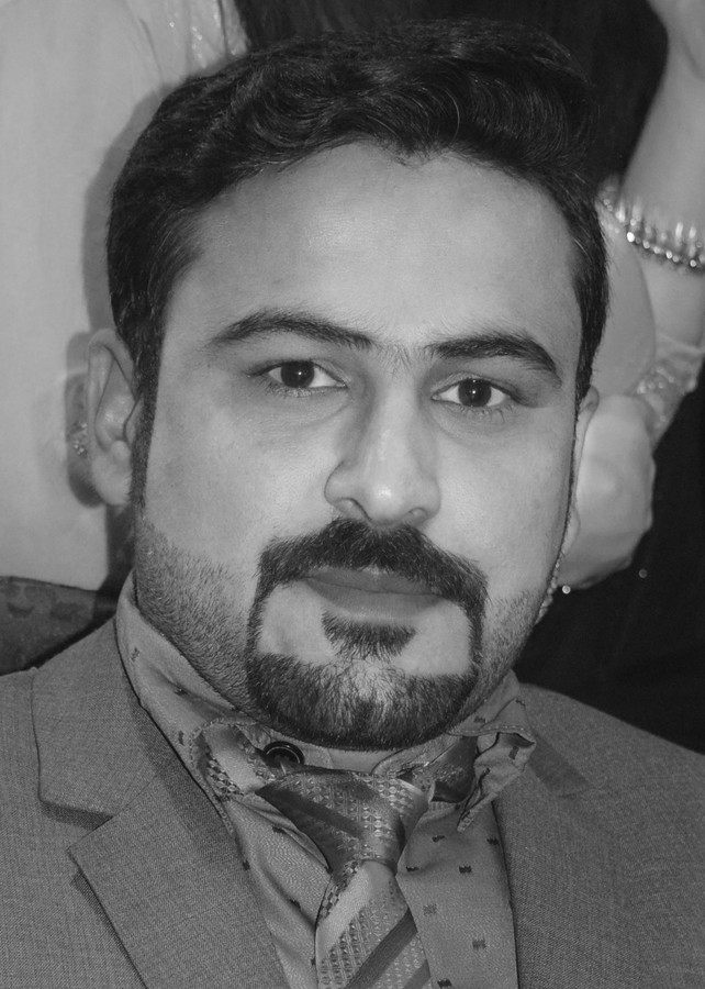 Adnan Bashir Photoshop, Website Design, XML, Java, MVC