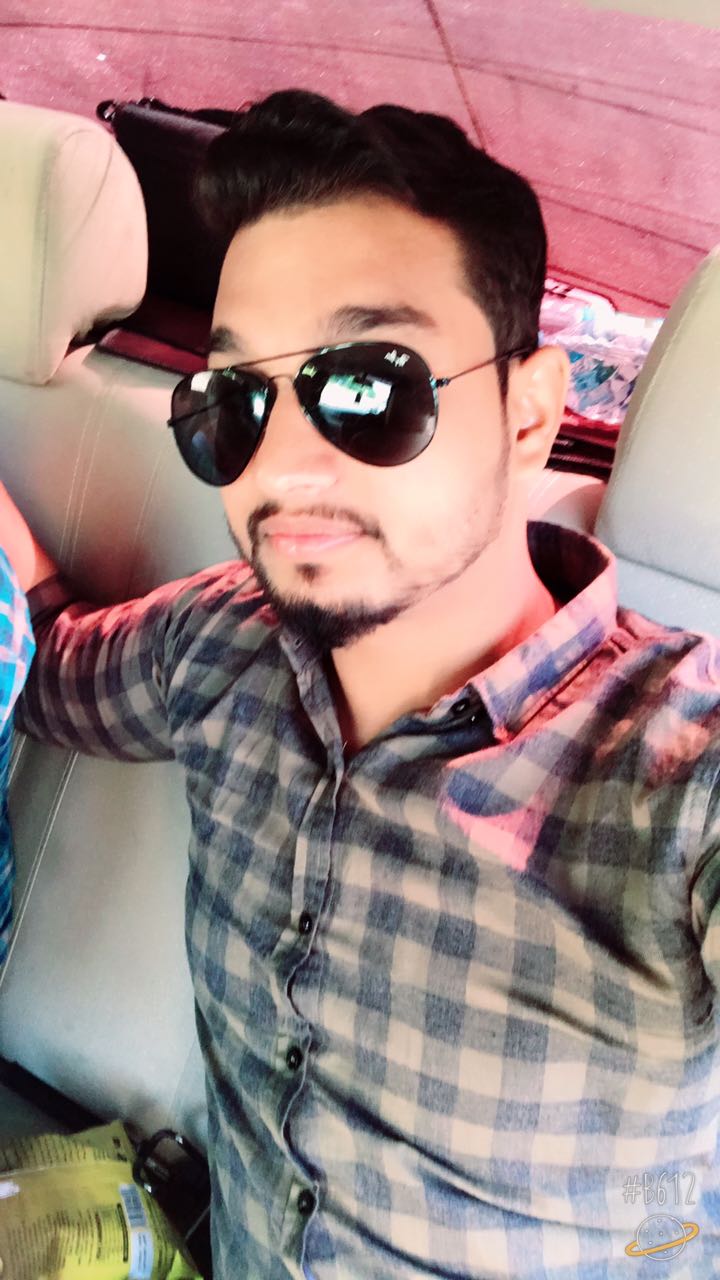 M Zafeer Ramzan Photo Editing, Business Analysis, Business Plans, Contracts, Data Entry