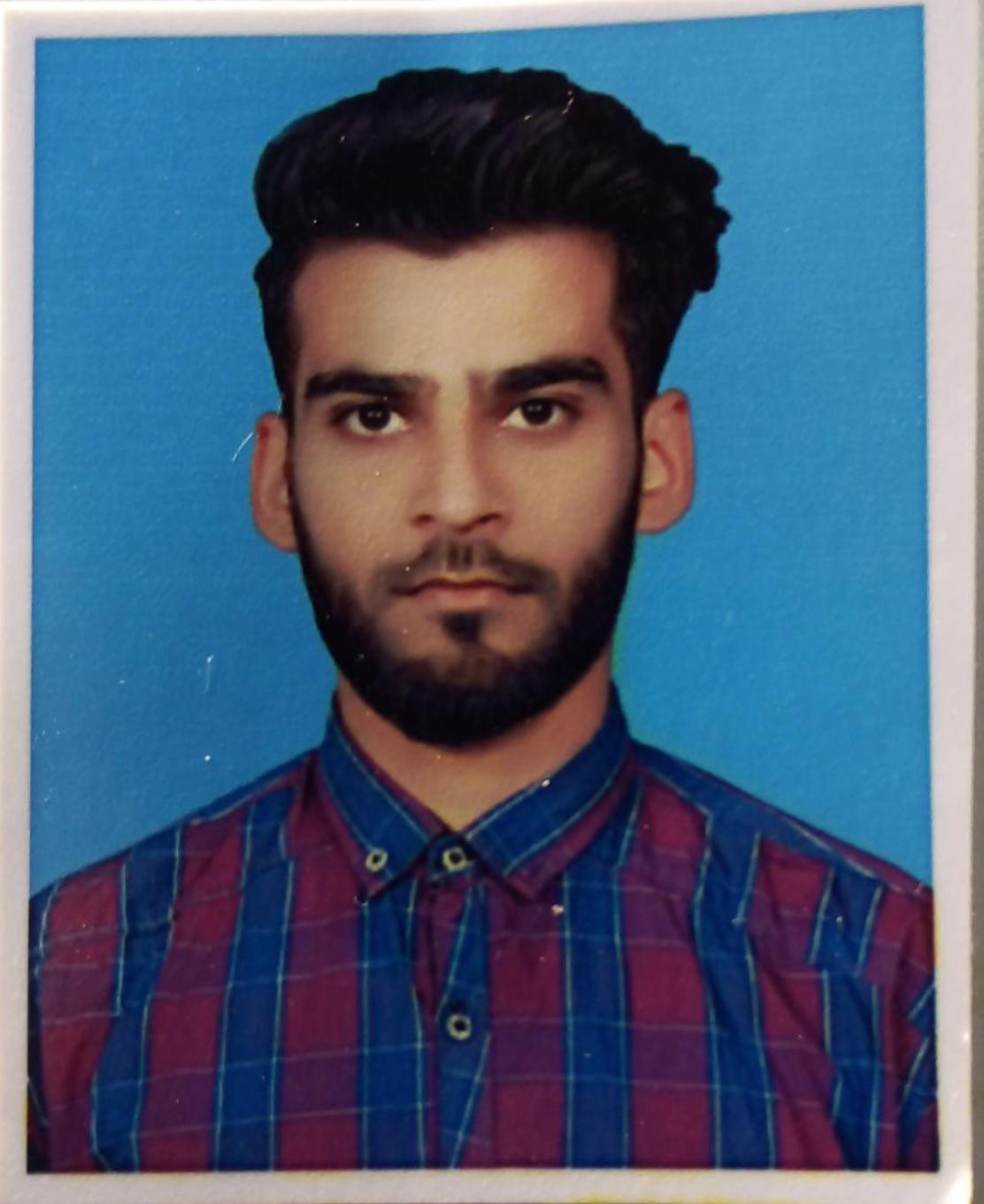 Umer Farooq 3D Design, 3D Modelling, Banner Design, Business Cards, Dreamweaver