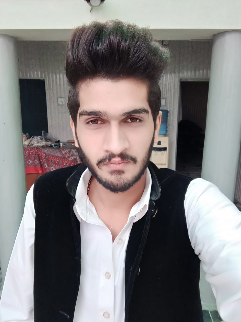 Moeez Bajwa Photography, Word, Event Planning, Education & Tutoring, Electrical Engineering, Packing & Shipping, Workshops, Samsung, Training, English (US)