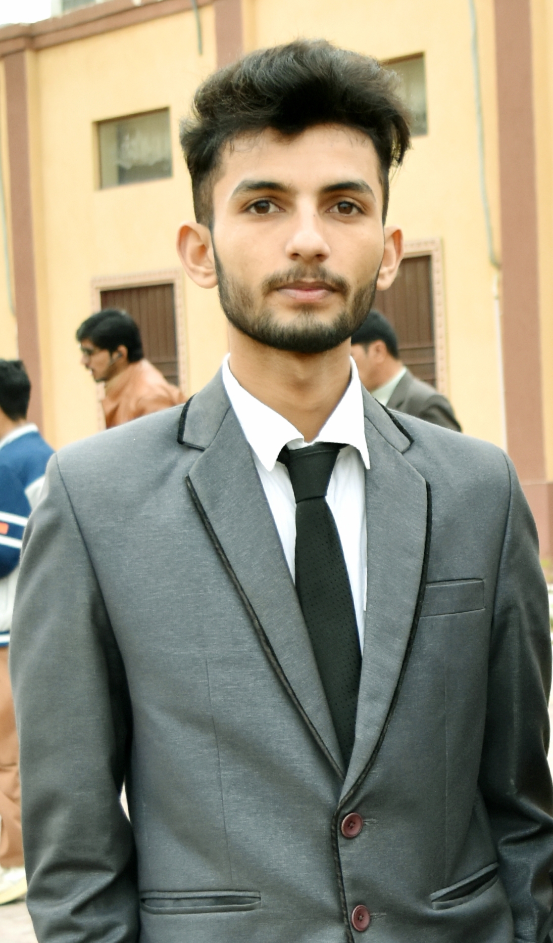 Rashid Naveed Profile