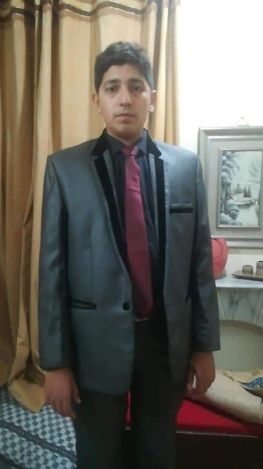 Muhammad Mohsin Car Washing