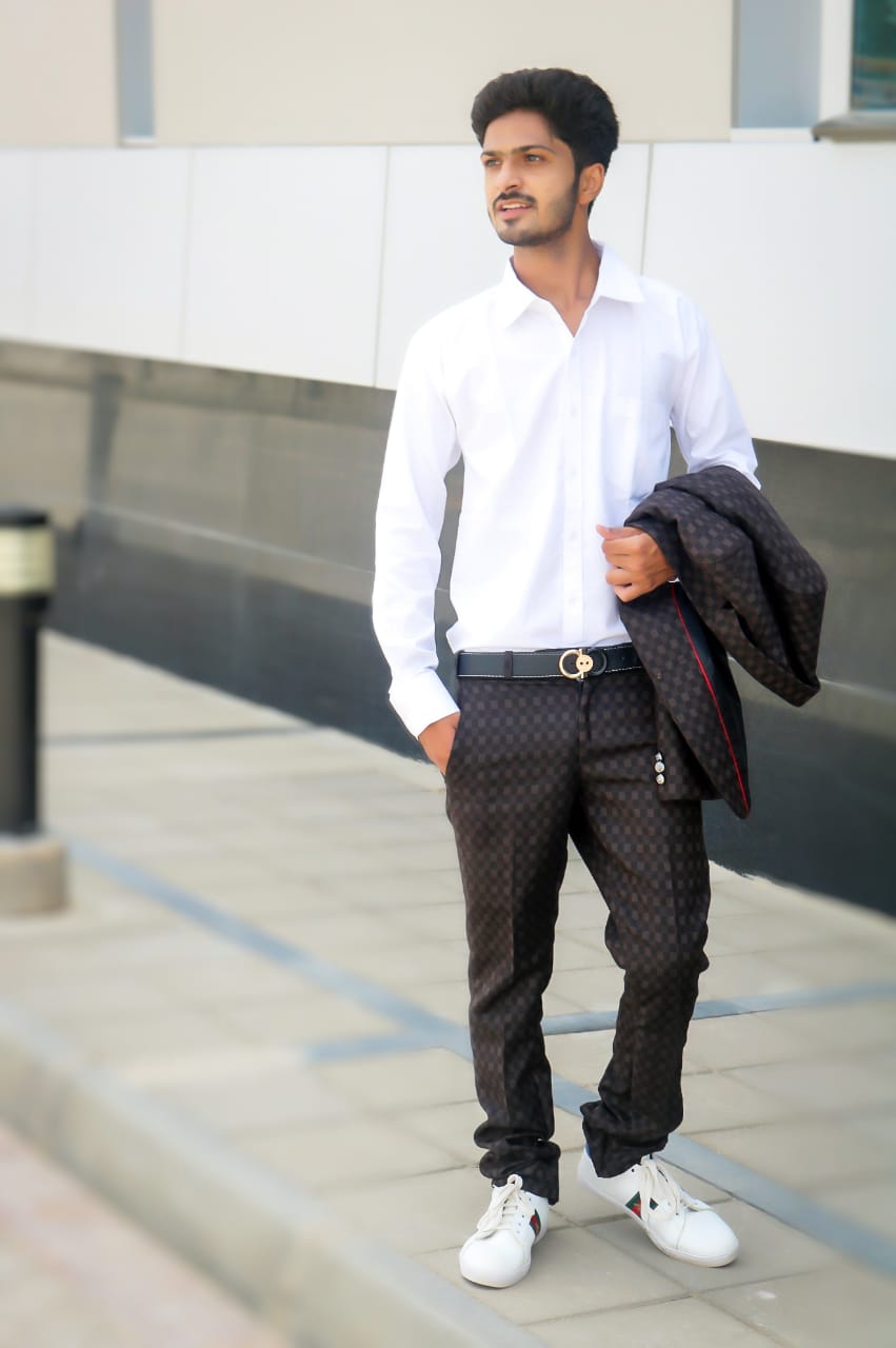 Raj Vikram Malhi Illustration, Logo Design, Photo Editing, Photography, Adobe Lightroom