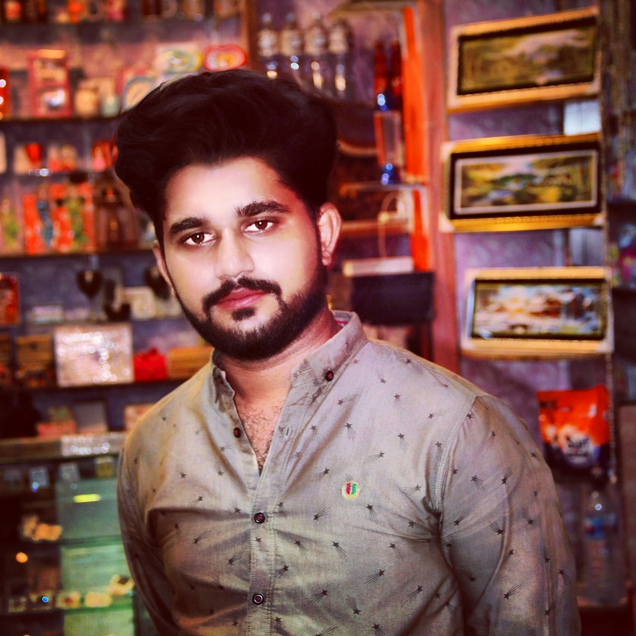 Ali Shahanshah Illustrator, Music