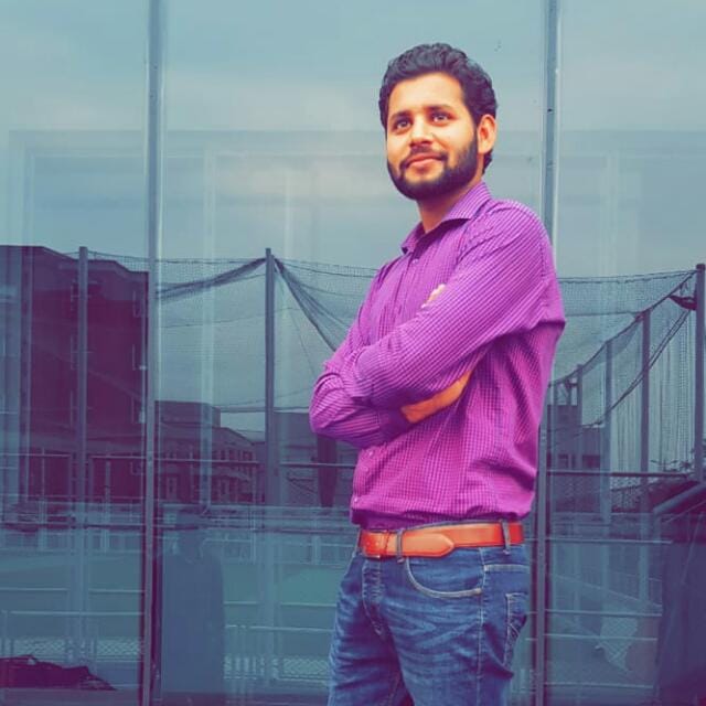 Waqar Younis Profile