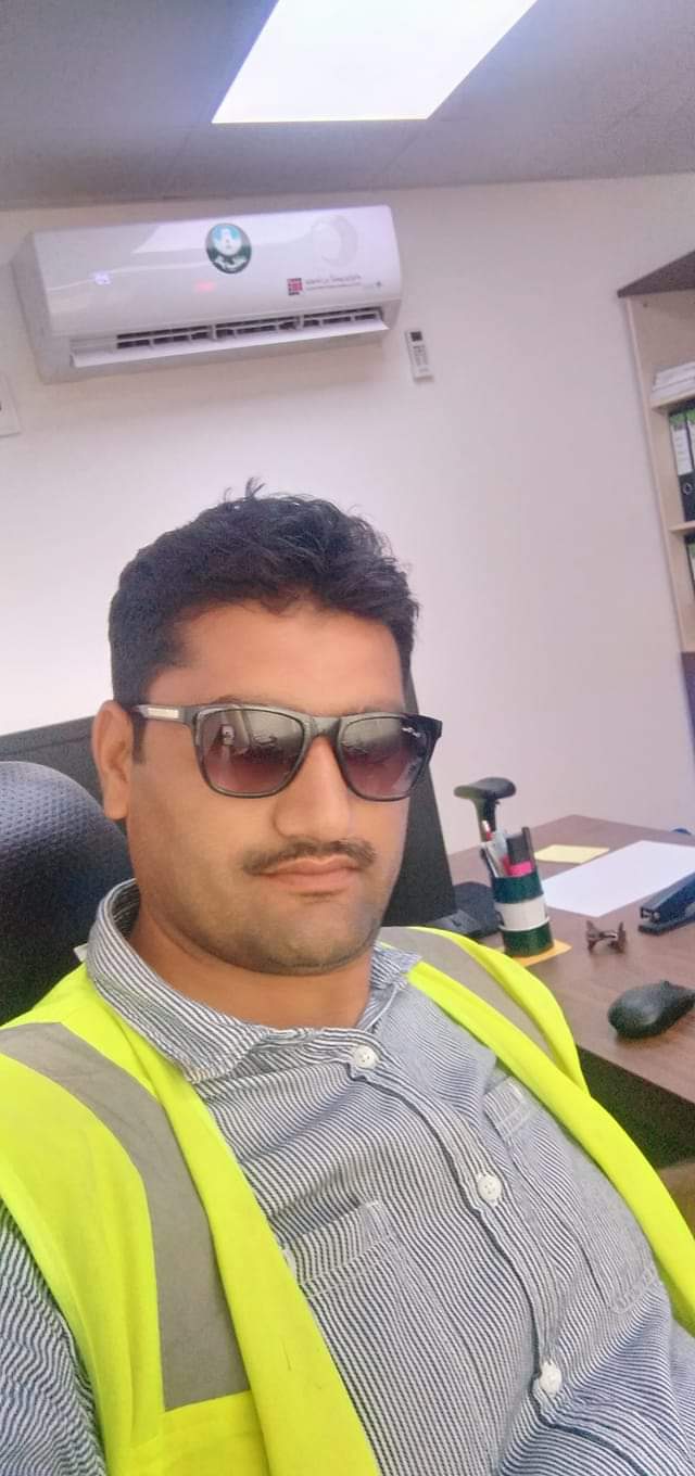 Usman Zamin Car Driving