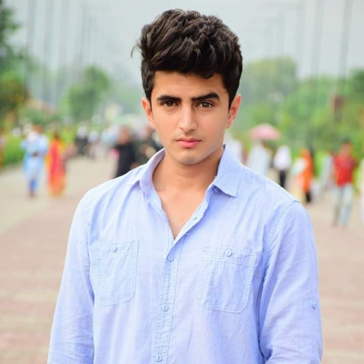 Wasiq Bilal Illustration, Icon Design, Graphic Design, Flyer Design, Illustrator, Photoshop, Photoshop Design, Photo Retouching, Advertisement Design, Banner Design