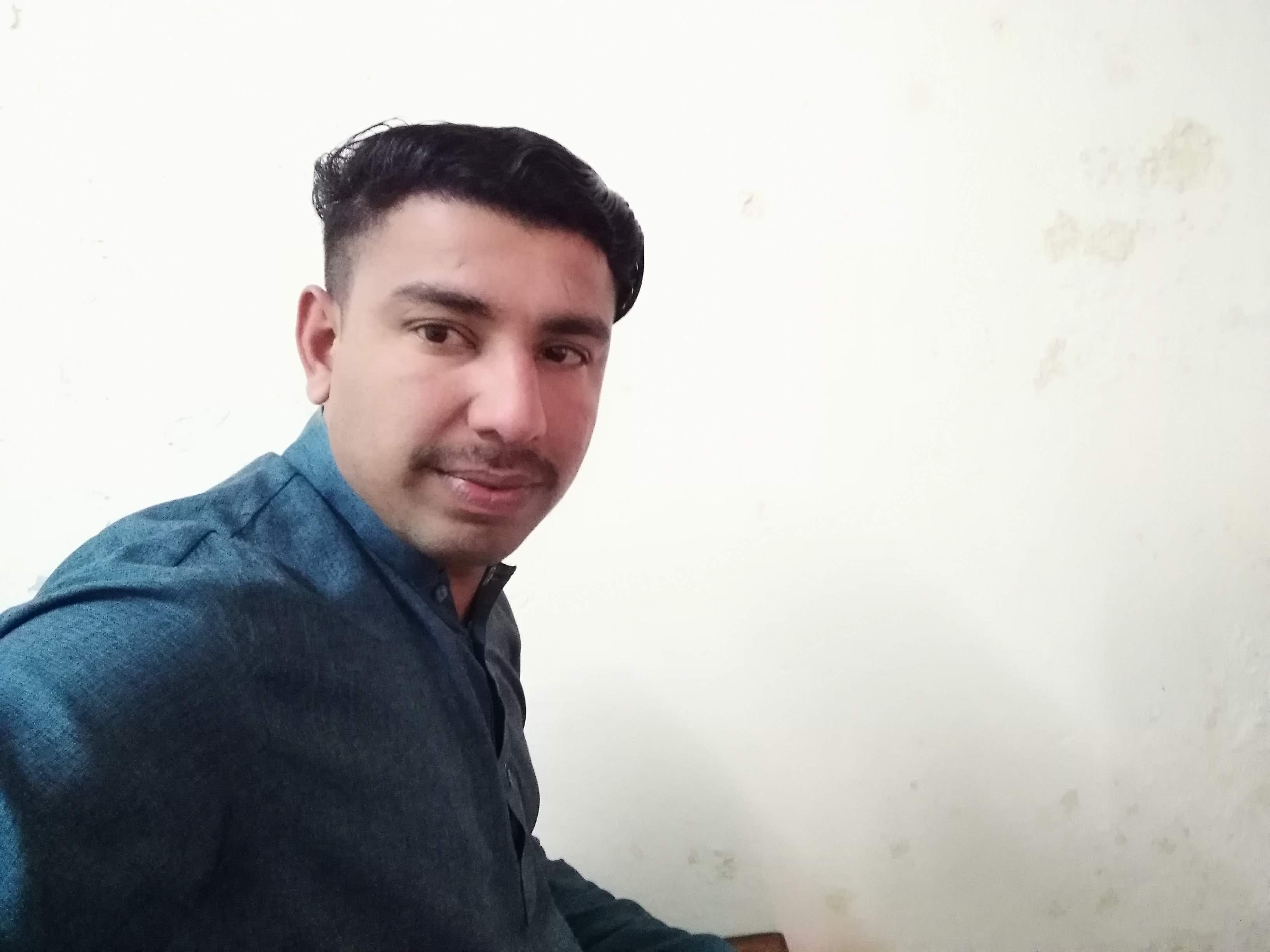 Muhammad Naveed Riaz 