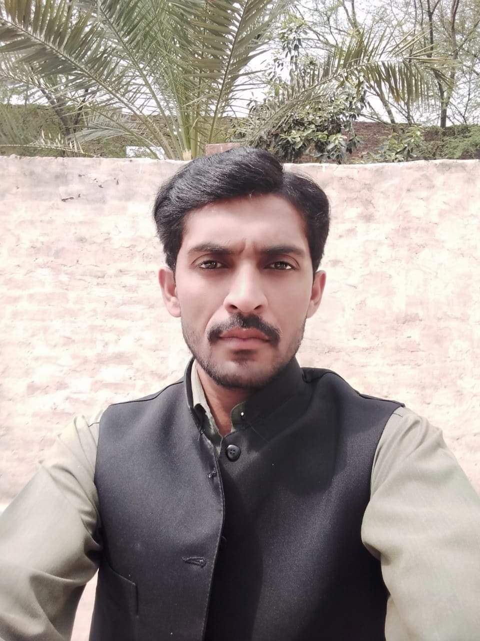 Shahzad Aslam Profile