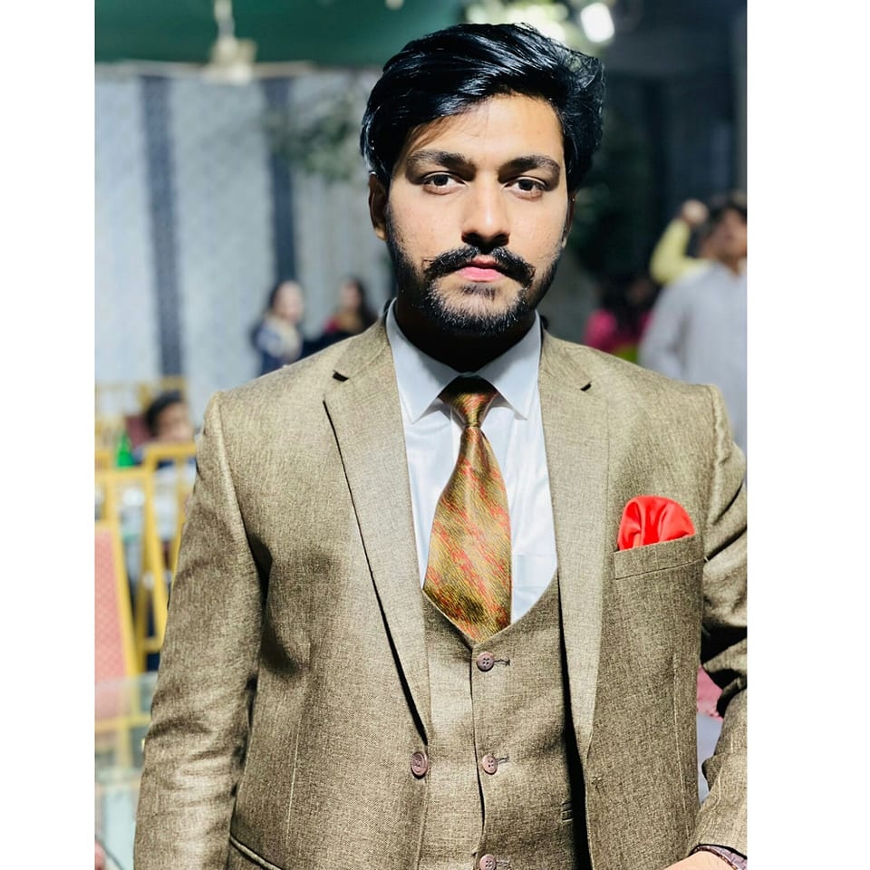 Bilal Ghouri Essay Writing, Translation, Editing, Communications, Urdu, Hindi, English (US), Social Sales, Mobile Sales, Field Sales