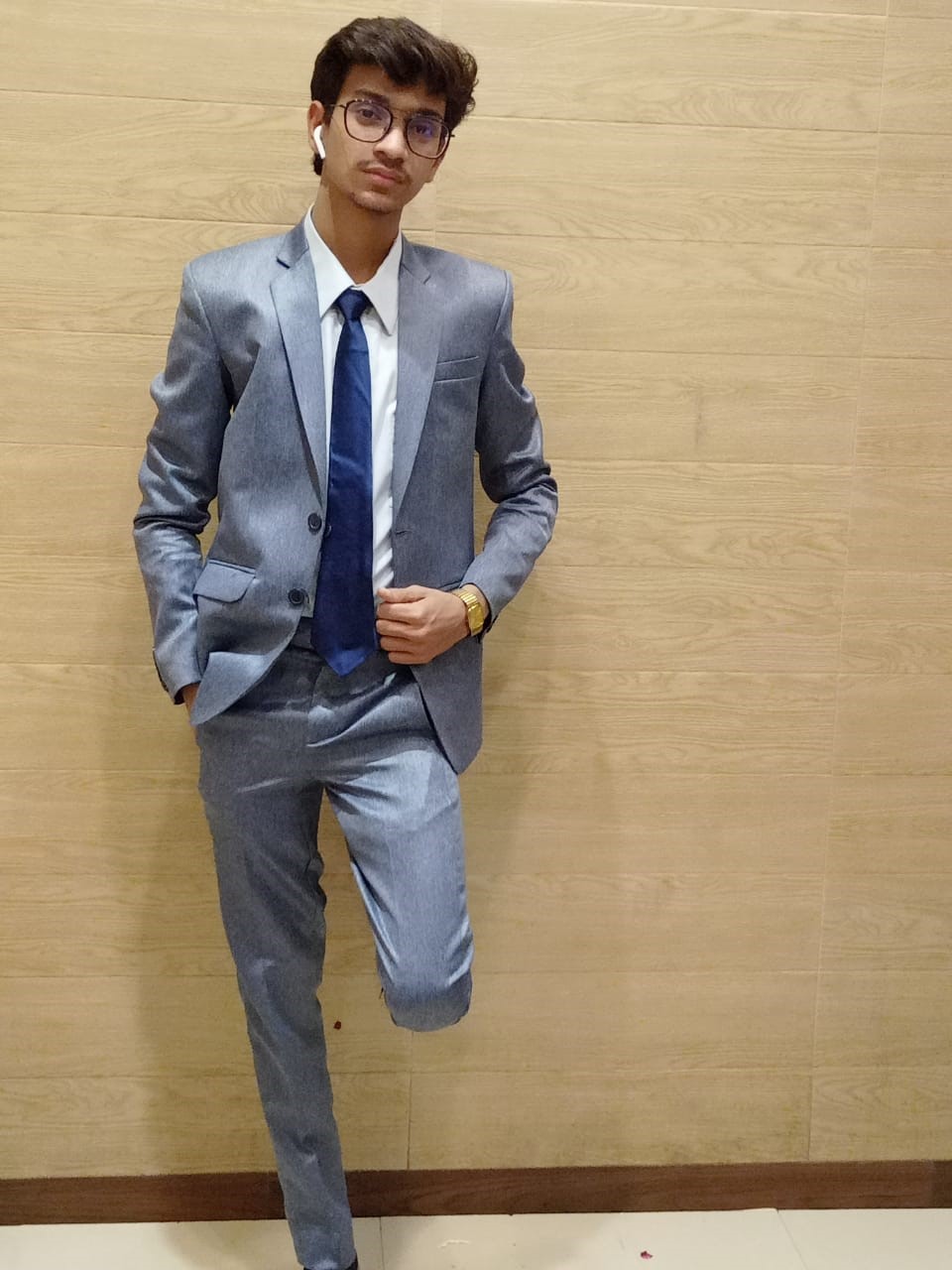 Syed Waqas 2D Animation, Fashion Design, Fashion Modeling, Photography, Photoshop Design, Print, T-Shirts, Voice Talent, Accounting, Audit