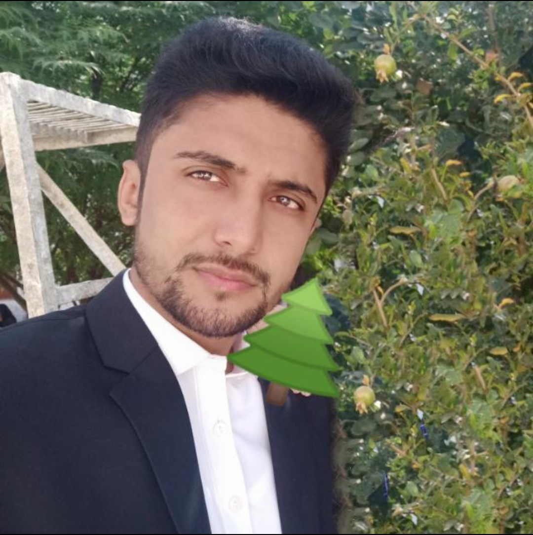 Adnan Khan 