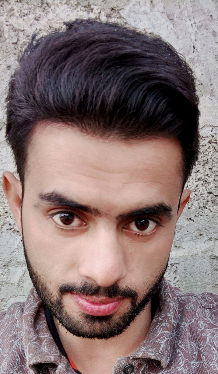Manzar Abbas 