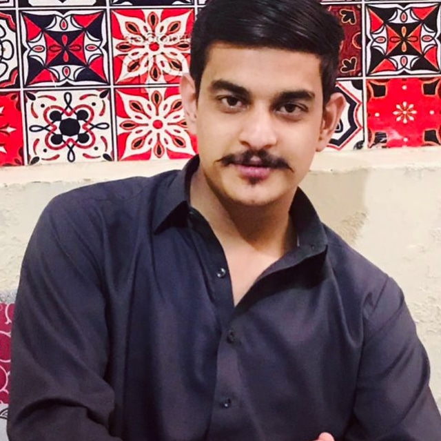 Moin Qureshi Urdu Typing, English Typing, MS Office, Advertisement Design, Banner Design, Concept Design, Creative Design, Graphic Design, Illustration, Illustrator