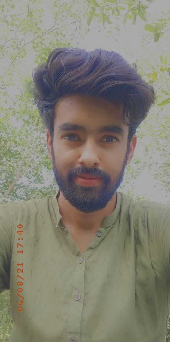 Azeem Qayyum Shorthand, English Typing, MS Office, Graphic Design, Illustrator, Photoshop, Design, Video Post-editing, Financial Markets, Leadership Development