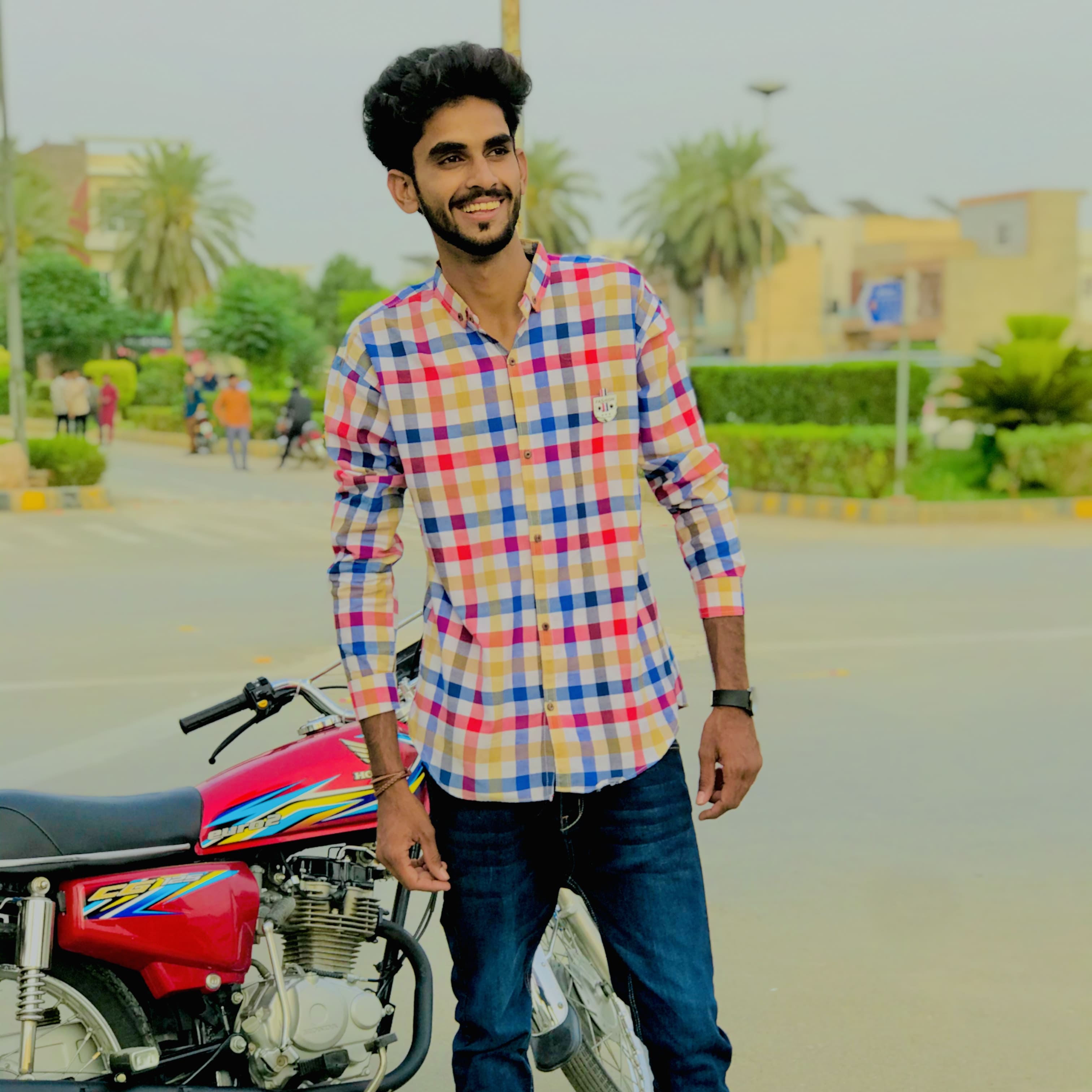 Muneeb Mushtaq Profile Muneeb Mushtaq Profile