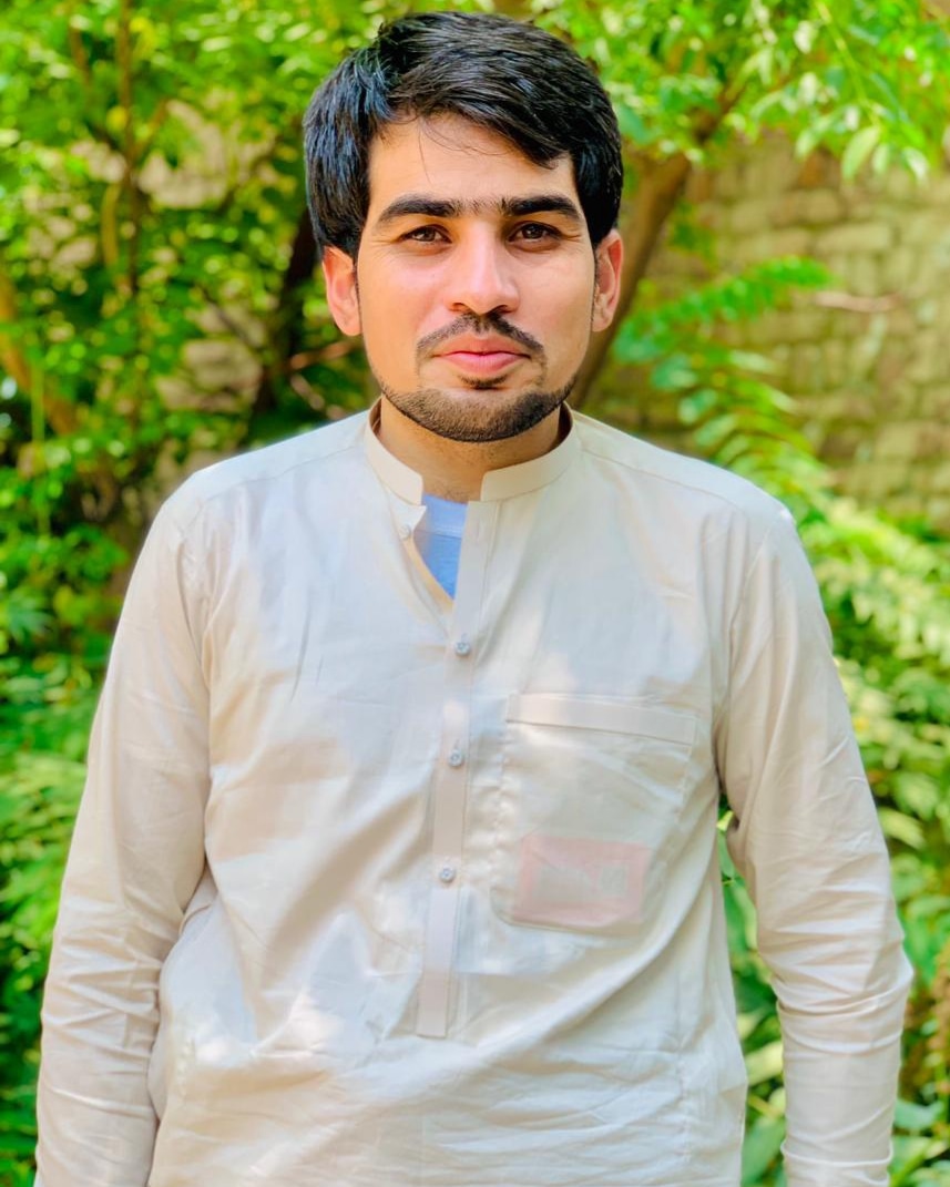 Basit Ali English Typing, Urdu Typing, Photo Editing, Photography, Print, Label Design, Video Editing, Adobe FrameMaker, CV Design, Music Video