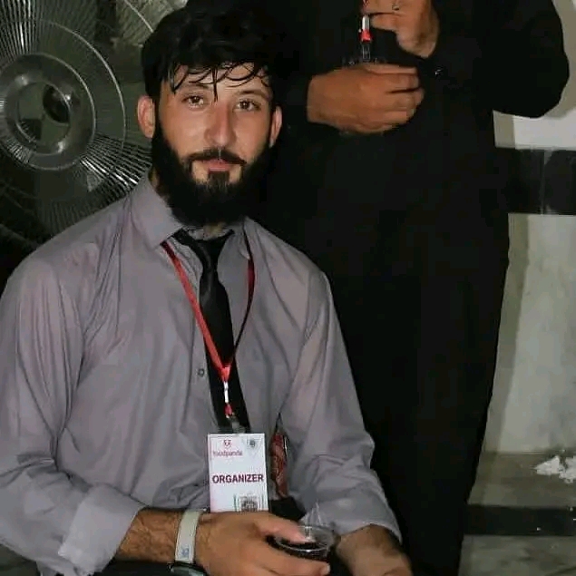 HAMZA ZEB Profile HAMZA ZEB Profile