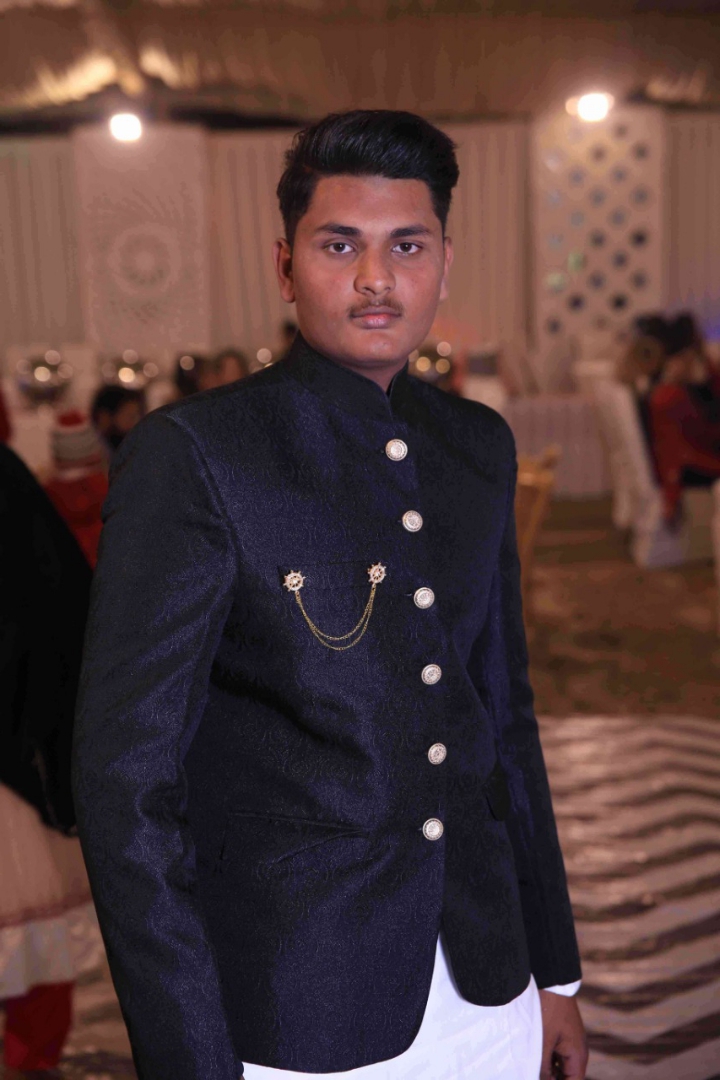 Talha Tariq Urdu Typing, English Typing, MS Office, Banner Design, Audio Services, Blog Design, Creative Design, Logo Design, Music, Videography