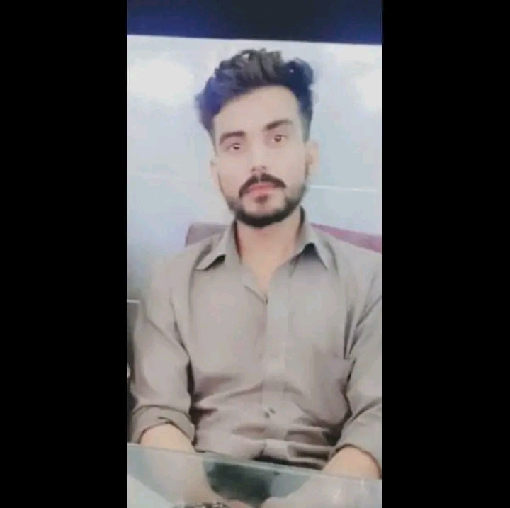 Farhan Basheer Shaikh MS Office, English Typing, Advertisement Design, Blog Design, Flyer Design, Graphic Design, Photo Editing, Photography, Music, Photoshop