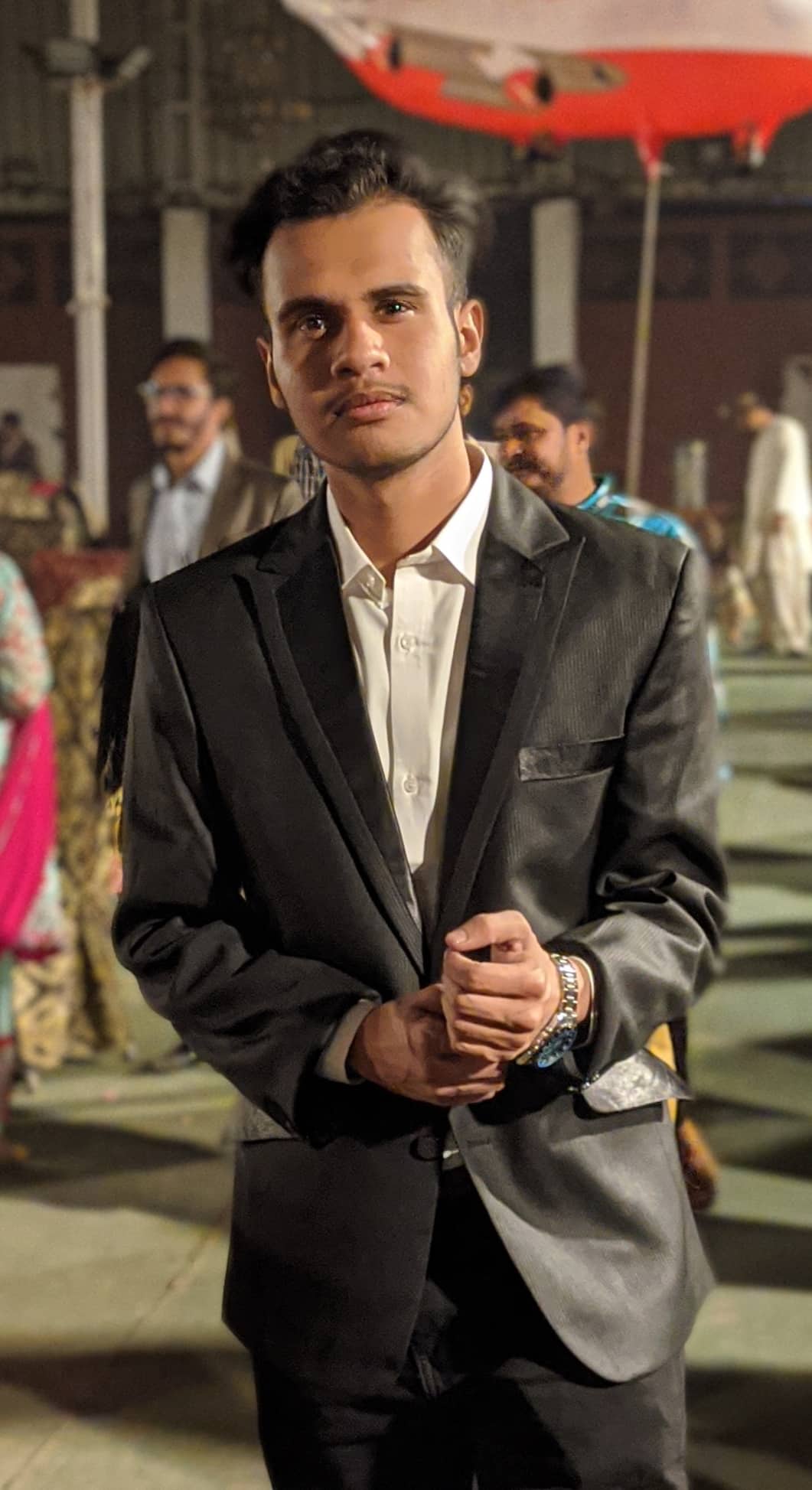 Saqib Ali Abbasi Front-end Design, Frontend Development, Blog Writing, Photo Editing, User Interface Design, User Experience Design