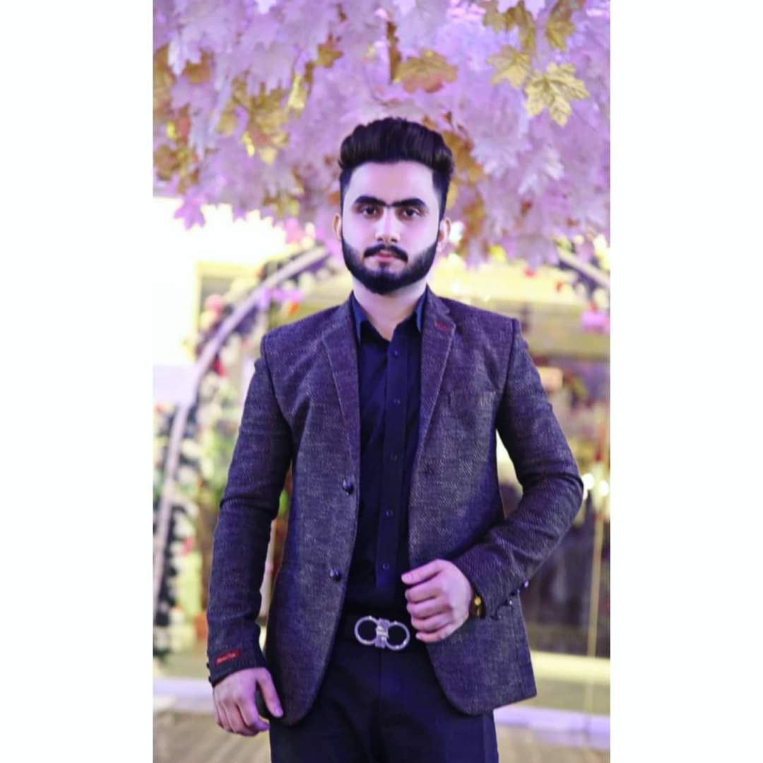 Ghous Raza English Typing, MS Office, Powerpoint, PHP, SQL, Communications, Excel, Database Development, Oracle APEX, C++ Programming